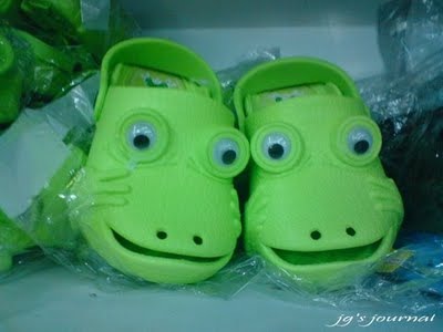 cute crocs shoes